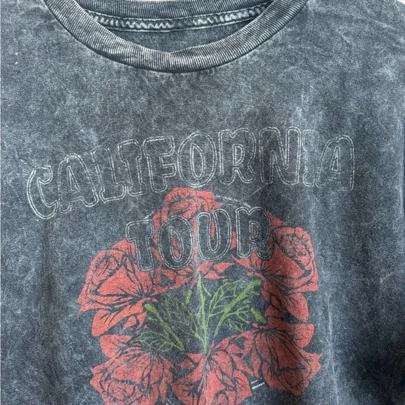 Faded graphics tee - Picture 3 of 10